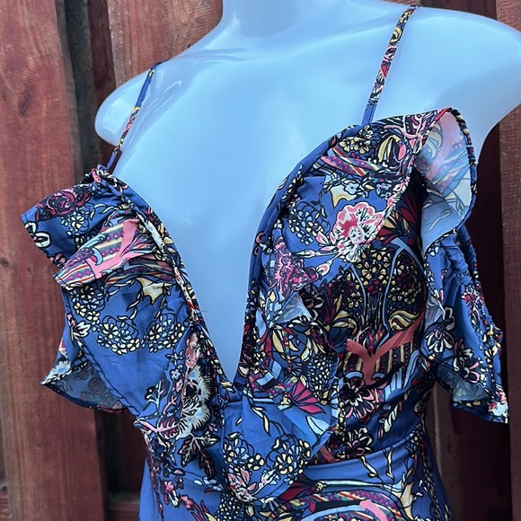 ZC Woman Elegant Floral High Low Dress in Blue Size S - Picture 6 of 15